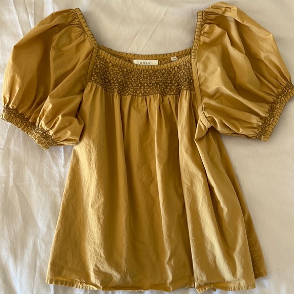 DOEN Gail smocked top in wheat - Picture 1 of 3